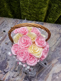 Rosenkorb mit Dekoblättern – Handgemacht Geschenk